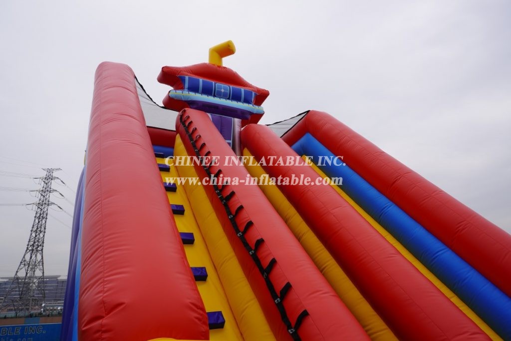 T8-2105B Minions Inflatable Slides